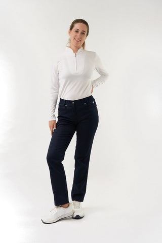 Navy Ladies golf trousers made from flexible lightweight 4 way stretch material.  Featuring a zip and button fastening with five belt loops, a regular fit with anti-crease and anti-static properties. These women's golf trousers have two open pockets to the front and back. Size 8 to 20.